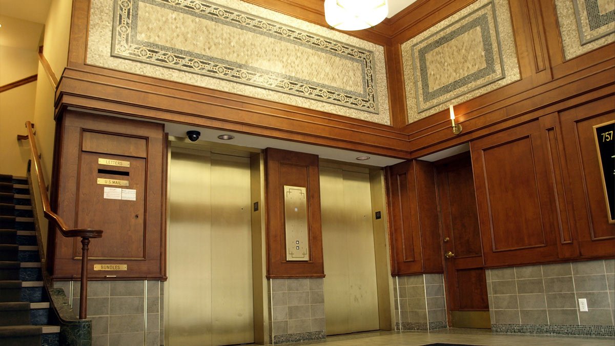 757 Broadway elevators
