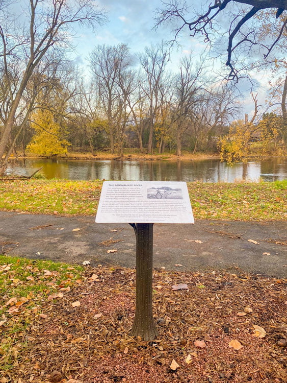 Mequon-Thiensville Gateway