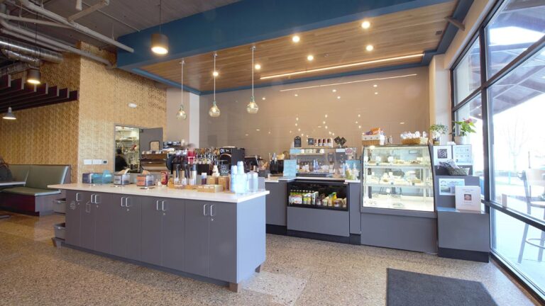 Cafe Floriana interior