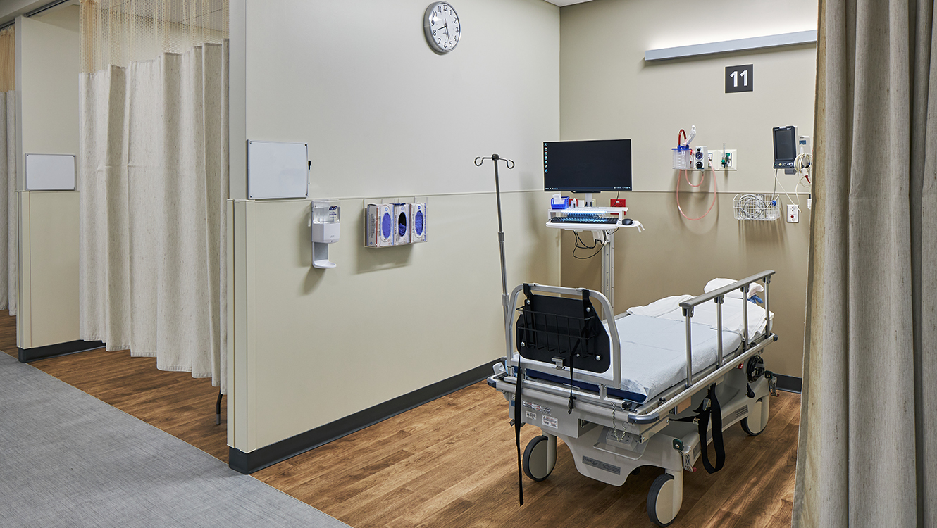 230817_GDG_Envision_002 Patient Recovery Room Slider